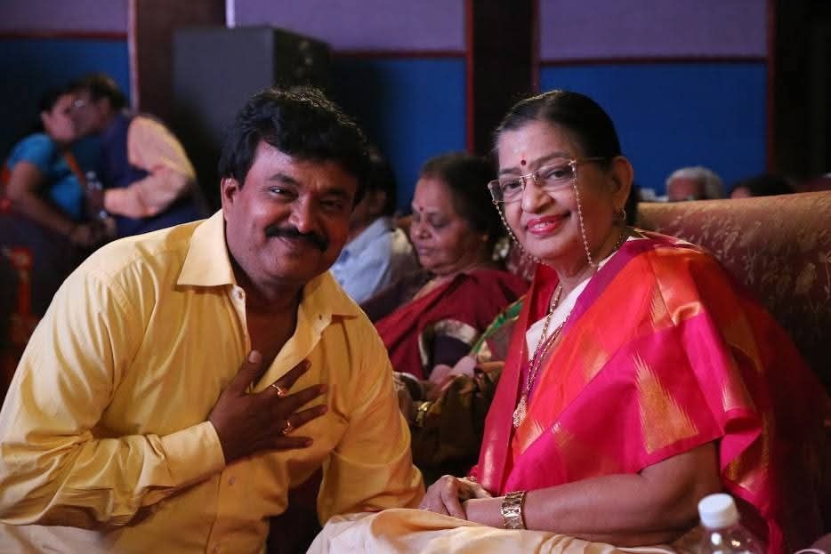 Ramu with a fellow artist